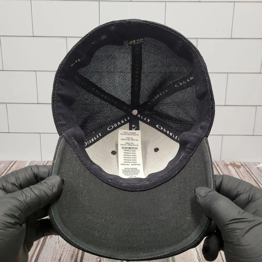 Oakley A-Flex Performance Mesh Stretch Fit Hat Black S/M Adult Cap